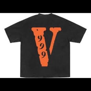 - Vlone shirt Sz XL